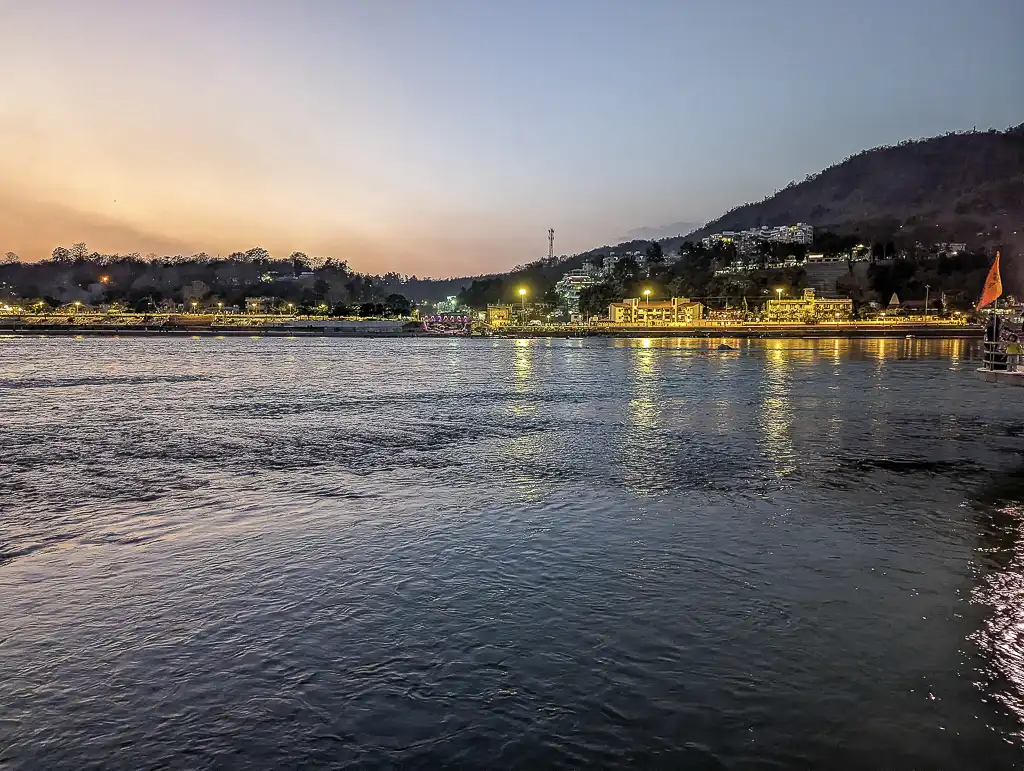 Ganga Ghats Rishikesh, Uttarakhand Ganga Ghats Rishikesh, Uttarakhand