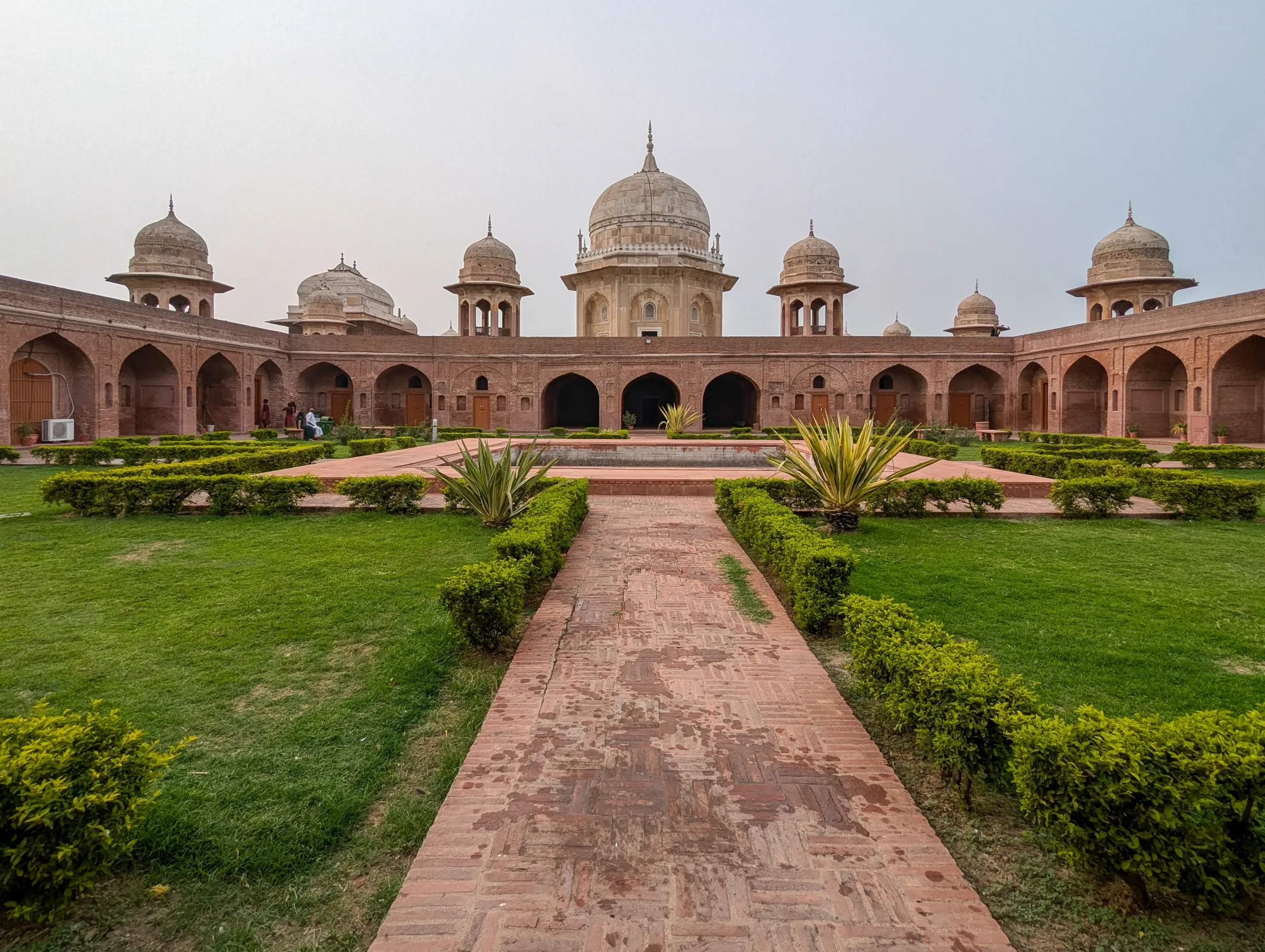 Symmetrical courtyard garden with domes and arched corridors at Sheikh Chilli’s Tomb in Kurukshetra